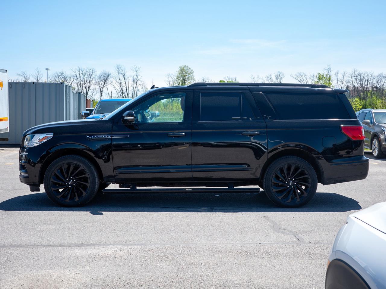 2021 Lincoln Navigator Reserve - Heated Steering Wheel   Power Liftgate Photo