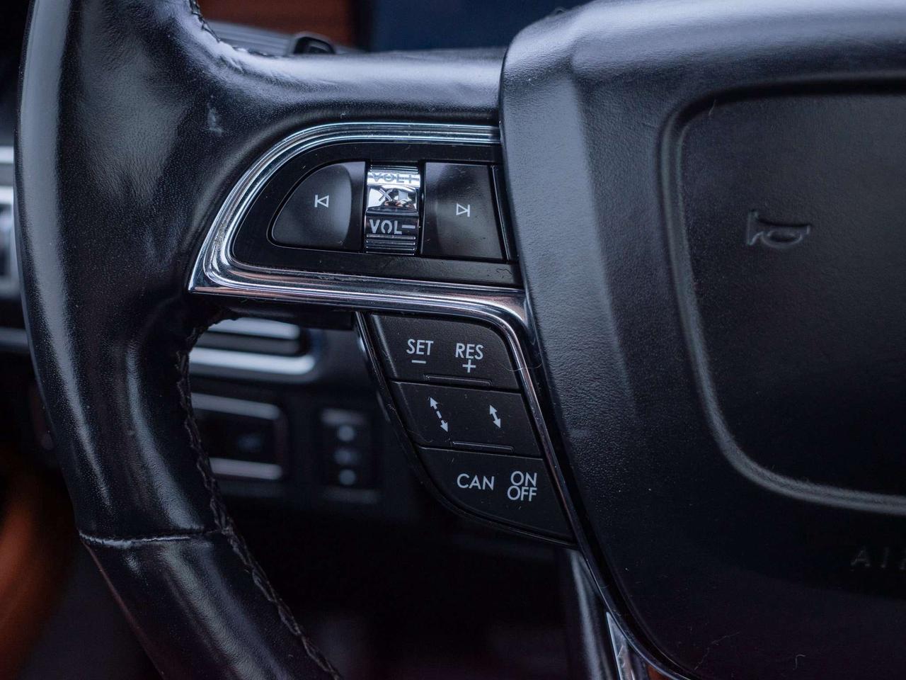 2021 Lincoln Navigator Reserve - Heated Steering Wheel   Power Liftgate Photo