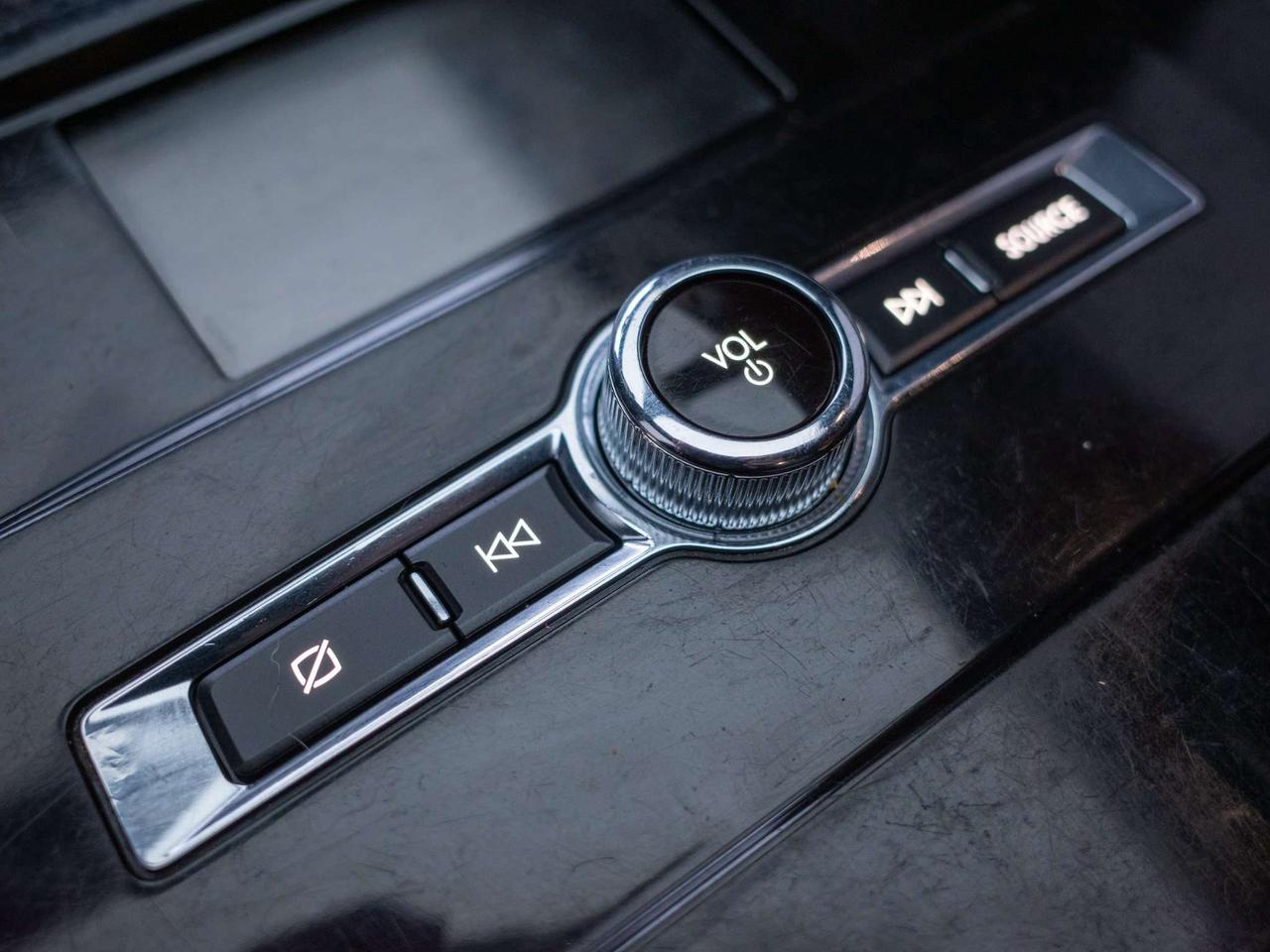 2021 Lincoln Navigator Reserve - Heated Steering Wheel   Power Liftgate Photo