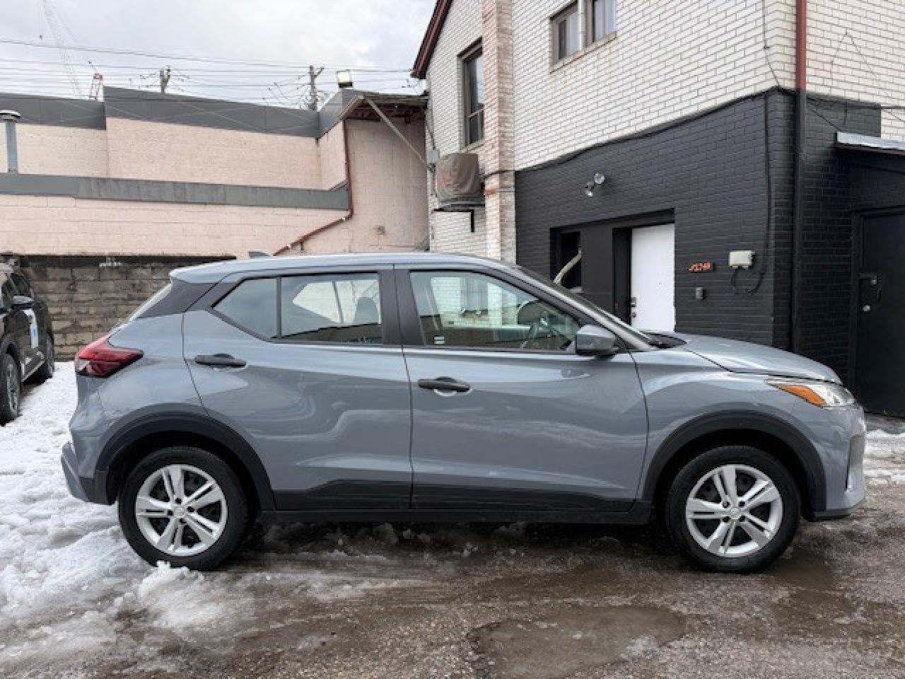 2024 Nissan Kicks S, APPLE CarPlay, BLIND SPOT, RearView CAMERA, Blu Photo3