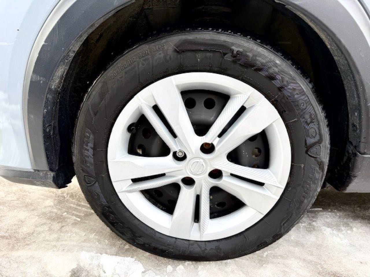 2024 Nissan Kicks S, APPLE CarPlay, BLIND SPOT, RearView CAMERA, Blu Photo