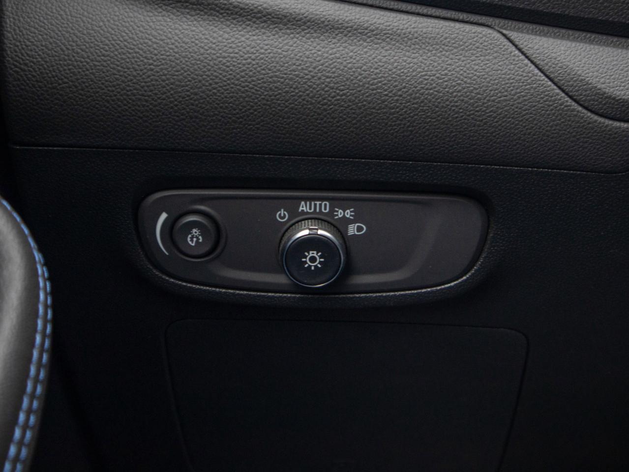 2025 Buick Encore GX Sport Touring - WiFi Hotspot Remote Start Photo