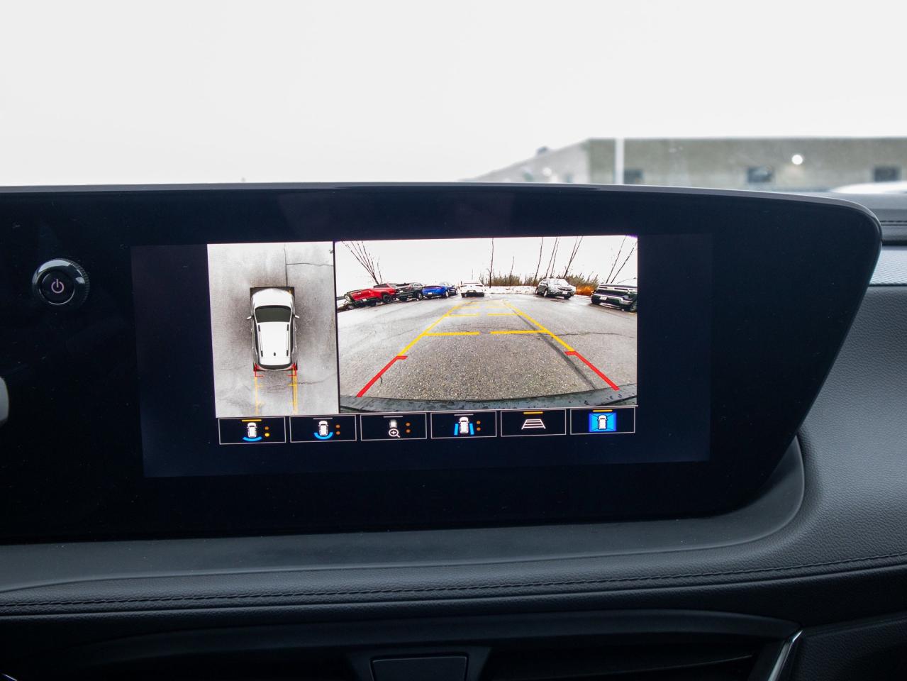 2025 Buick Encore GX Sport Touring - WiFi Hotspot   Remote Start Photo