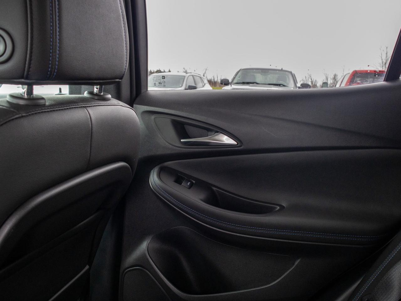 2025 Buick Encore GX Sport Touring - WiFi Hotspot Remote Start Photo