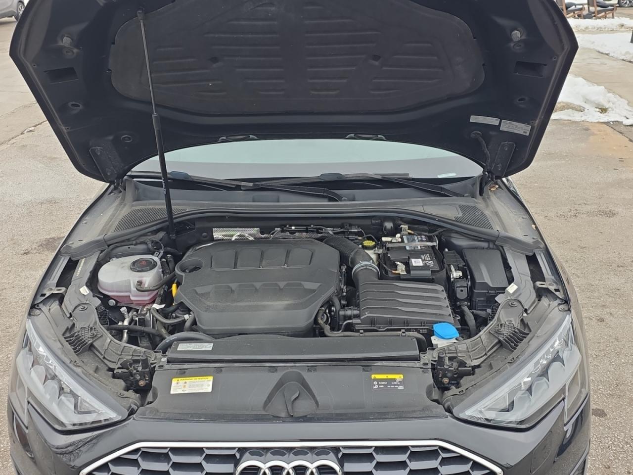 2022 Audi A3 NO ACCIDENTS / 1 OWNER / LOW KM / CARPLAY / SUNROO Photo