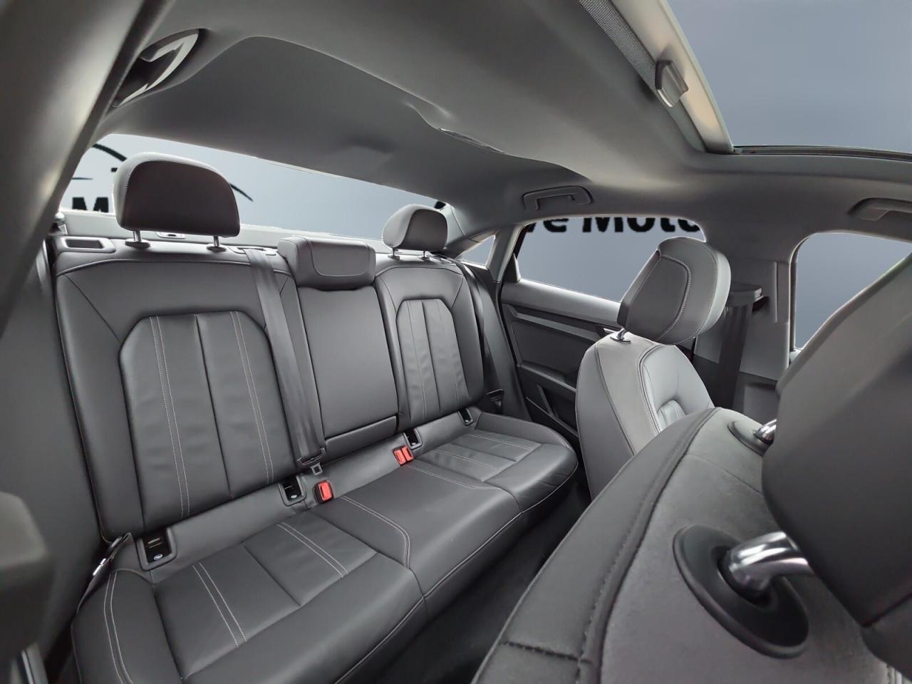 2022 Audi A3 NO ACCIDENTS / 1 OWNER / LOW KM / CARPLAY / SUNROO Photo