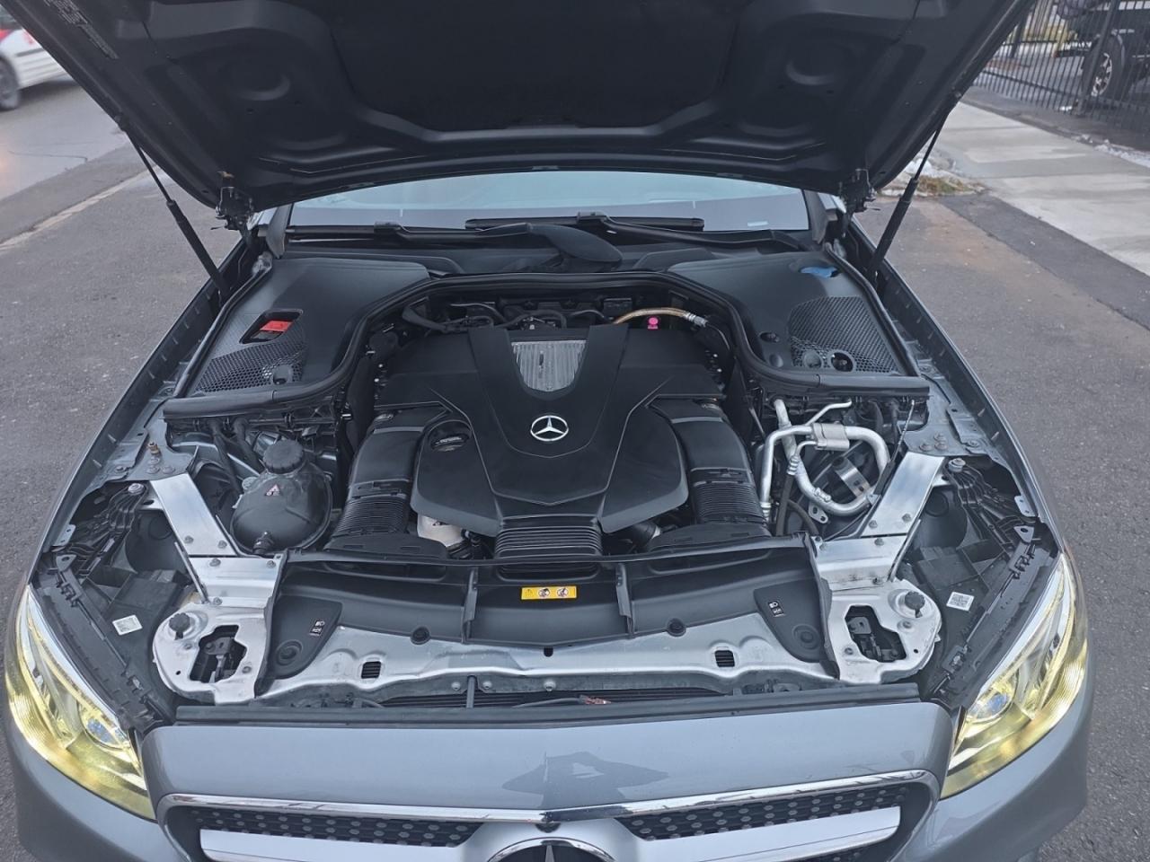 2019 Mercedes-Benz E-Class E 450 4MATIC Cabriolet * NO ACCIDENTS / BURMESTER Photo