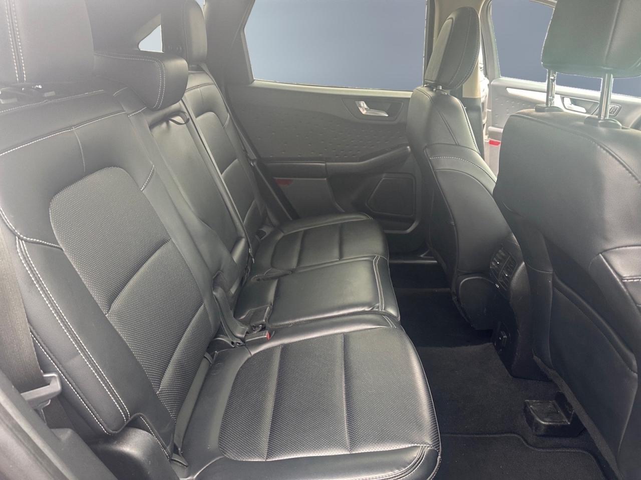 2020 Ford Escape SEL AWD * NO ACCIDENTS / 1 OWNER / FULL SERVICE HI Photo