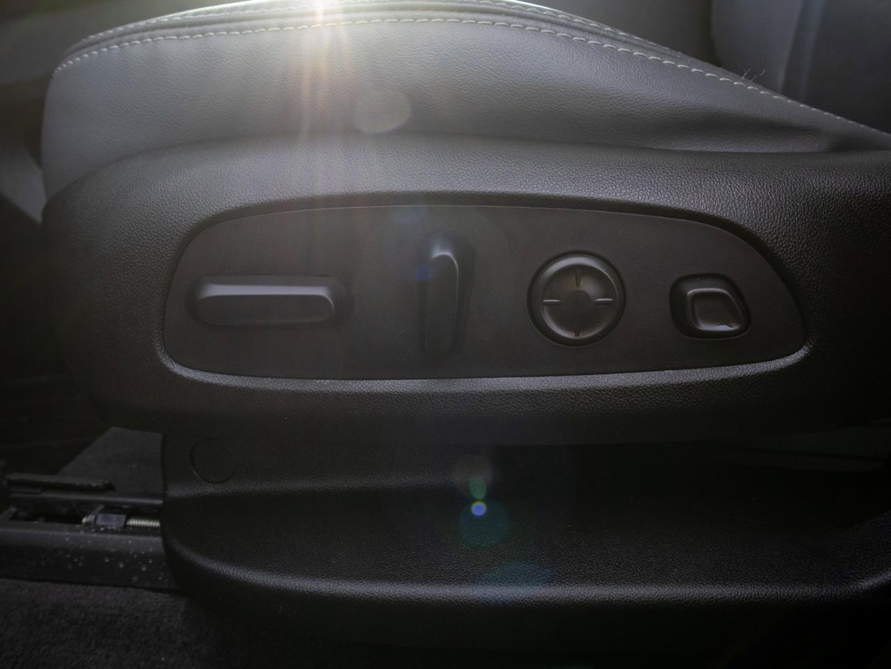 2021 Buick Enclave Premium - Seat-Massager   Heated Rear Seats Photo