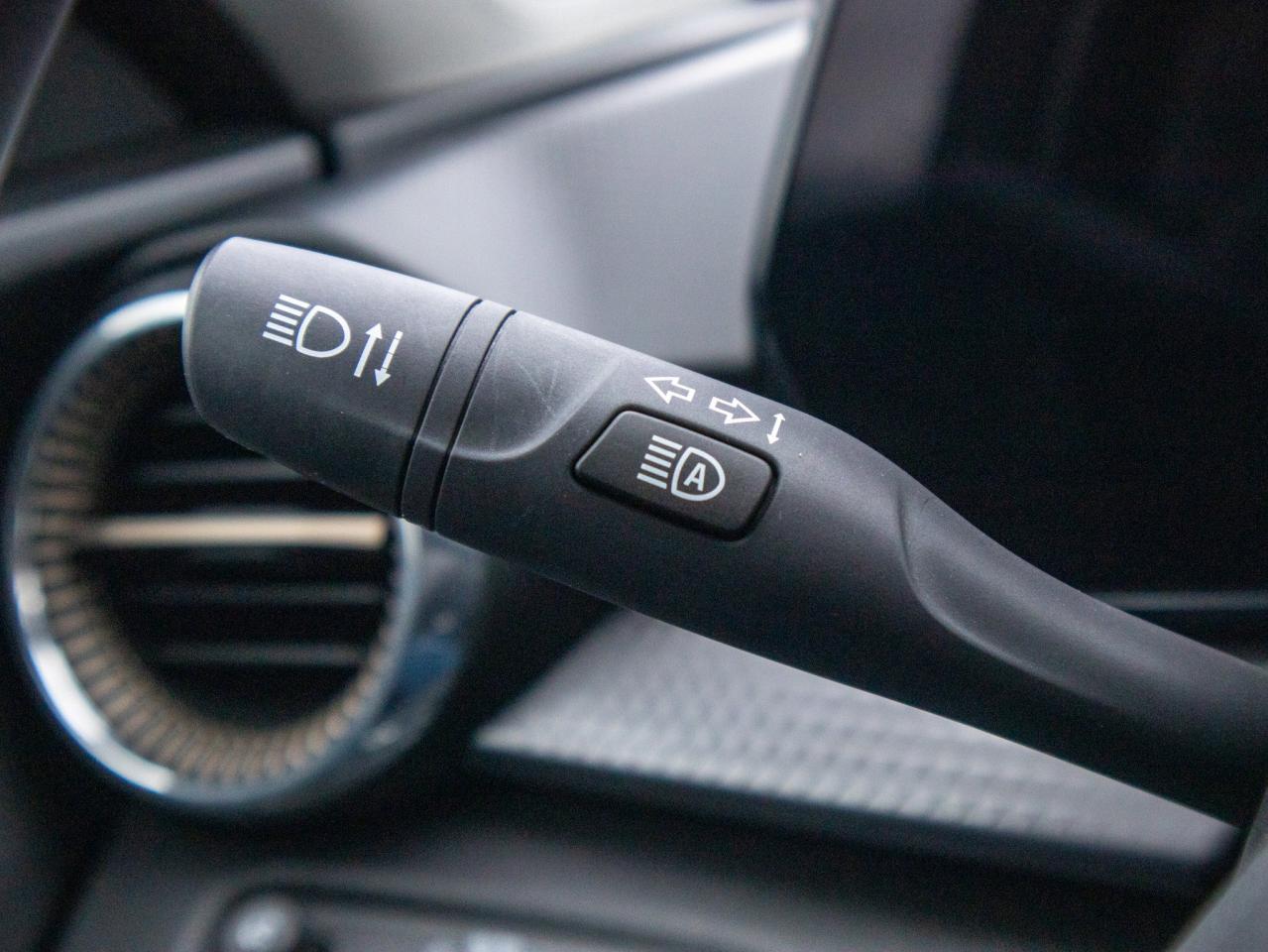 2025 Chevrolet Trax ACTIV - Adaptive Cruise Control, Heated Mirrors Photo