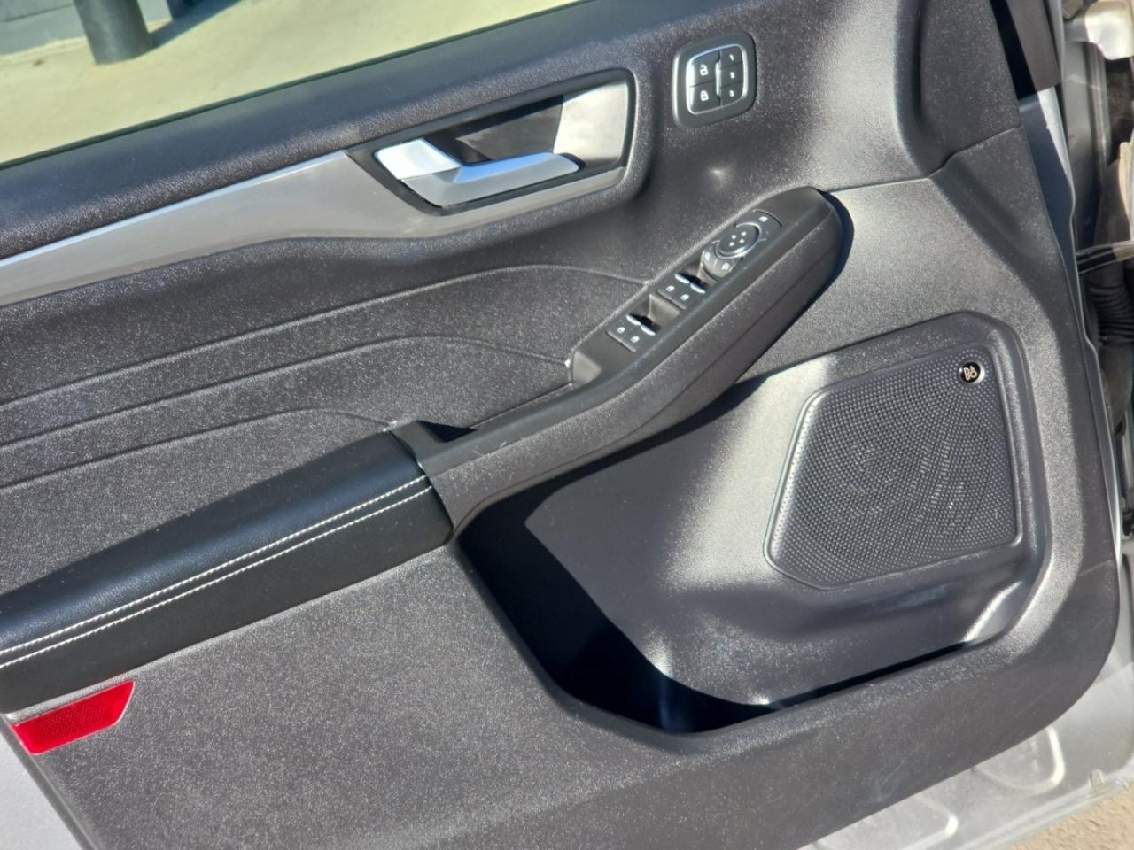 2021 Ford Escape Titanium Plug-In Hybrid * CARPLAY / CAMERA / DRIVE Photo