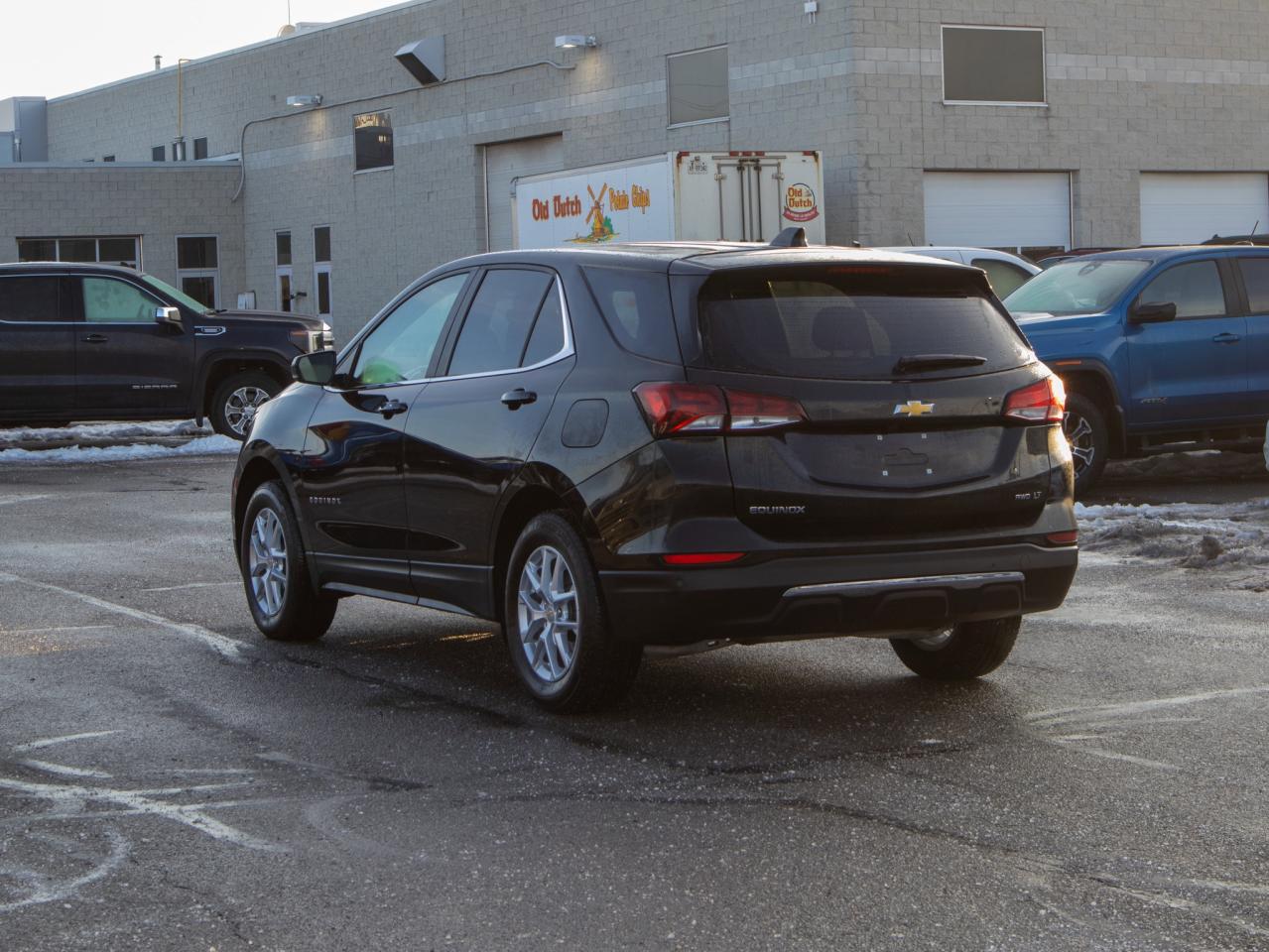 2024 Chevrolet Equinox LT - Blind Spot Monitor Photo