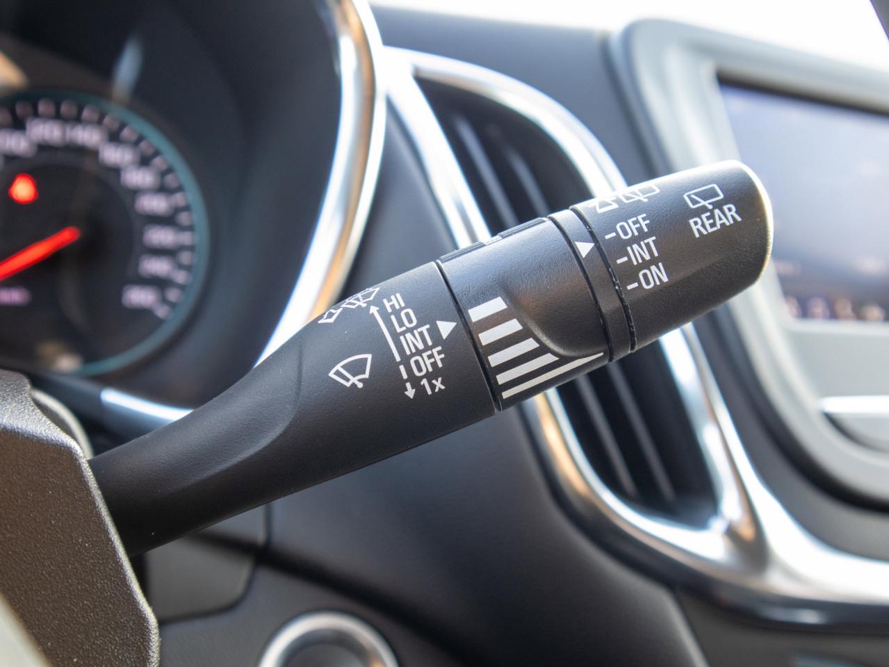 2024 Chevrolet Equinox LT - Blind Spot Monitor Photo