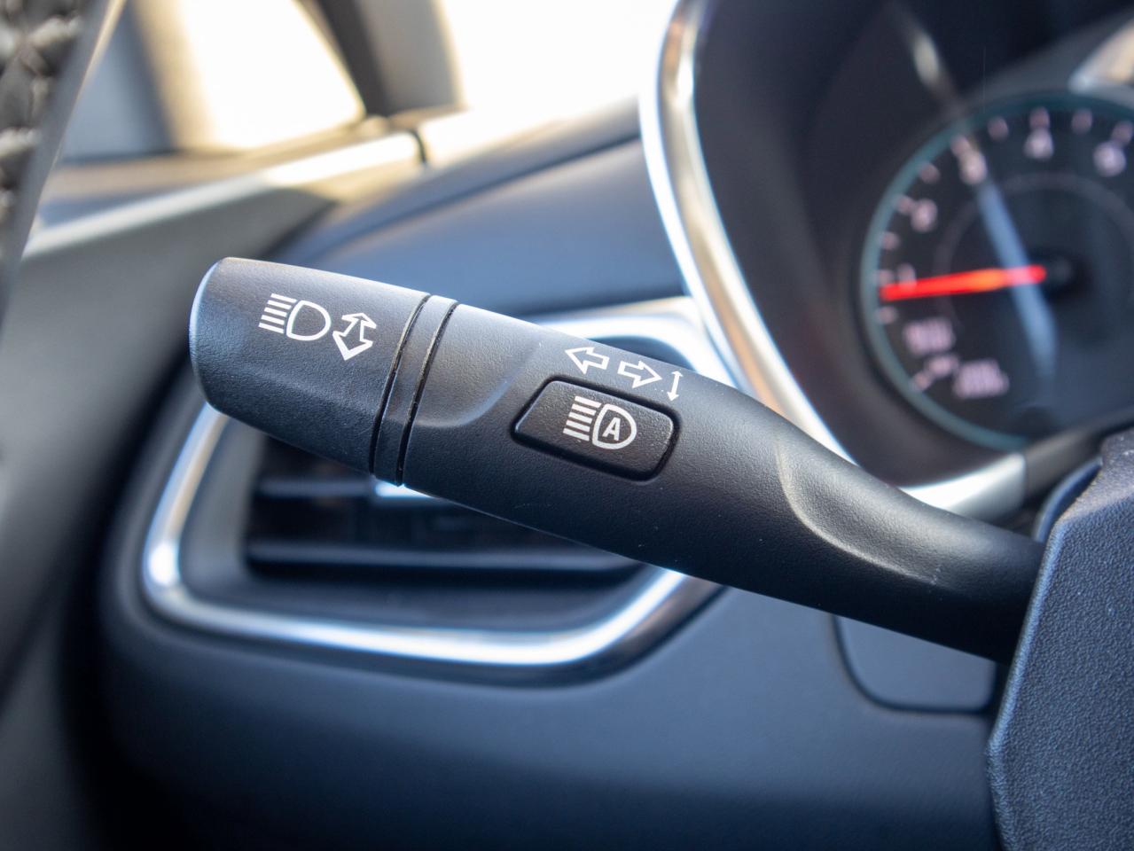 2024 Chevrolet Equinox LT - Blind Spot Monitor Photo