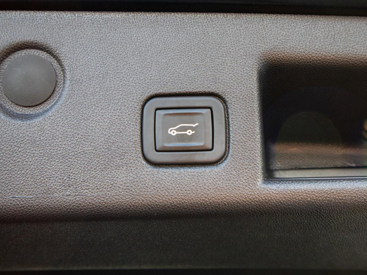 2024 Chevrolet Equinox LT - Blind Spot Monitor Photo