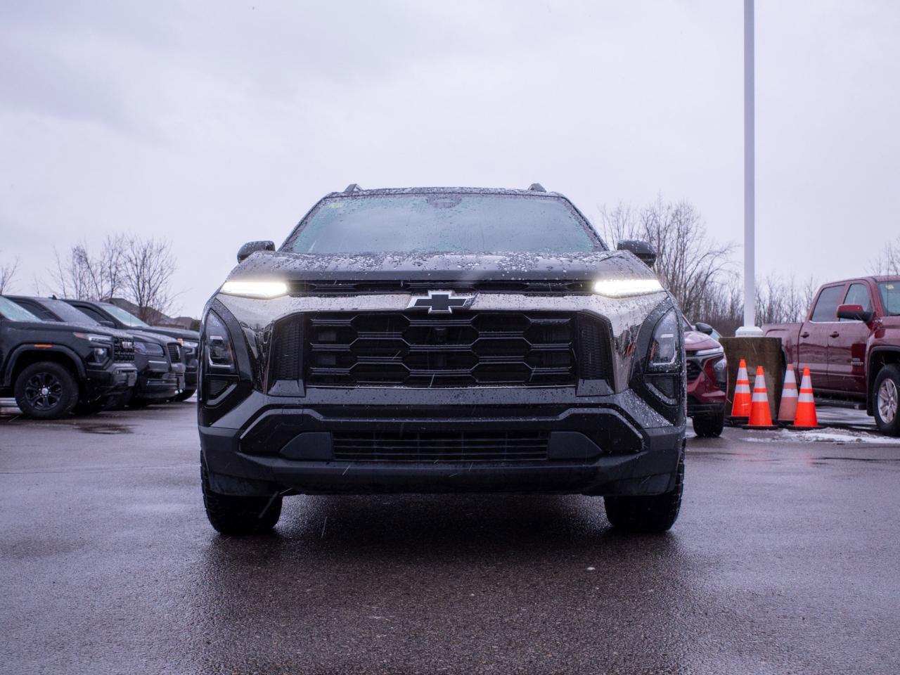 2025 Chevrolet Equinox AWD ACTIV - Power Liftgate Heated Front Seats Photo2