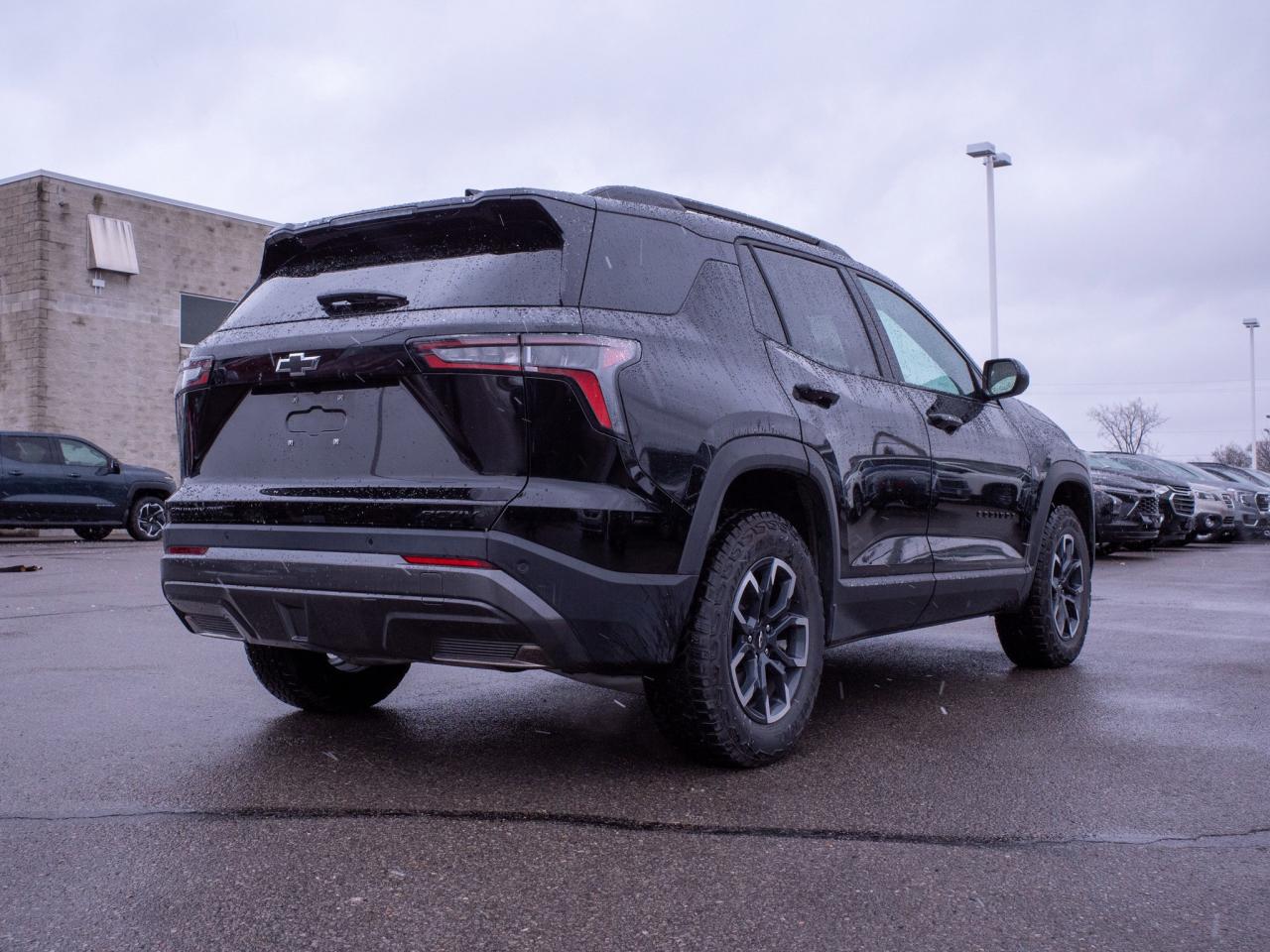 2025 Chevrolet Equinox AWD ACTIV - Power Liftgate   Heated Front Seats Photo