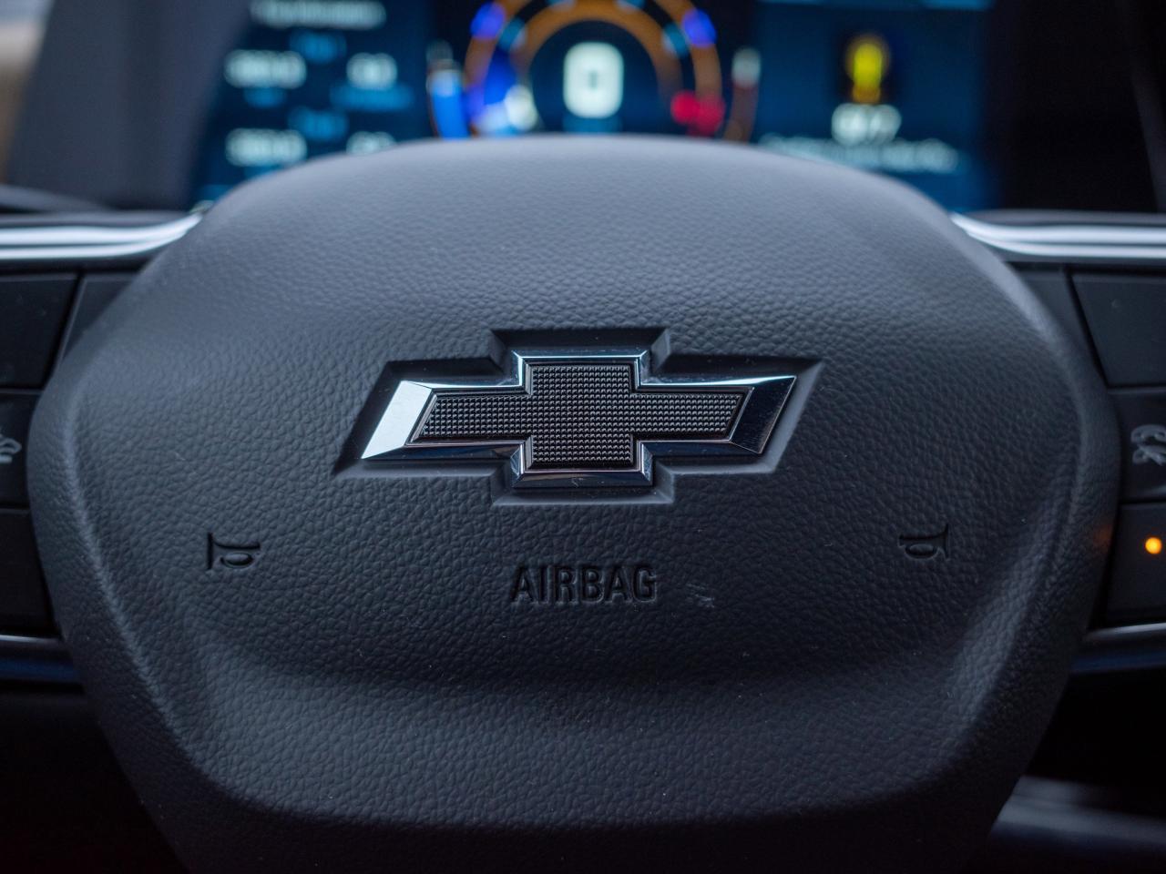 2025 Chevrolet Equinox AWD ACTIV - Power Liftgate   Heated Front Seats Photo