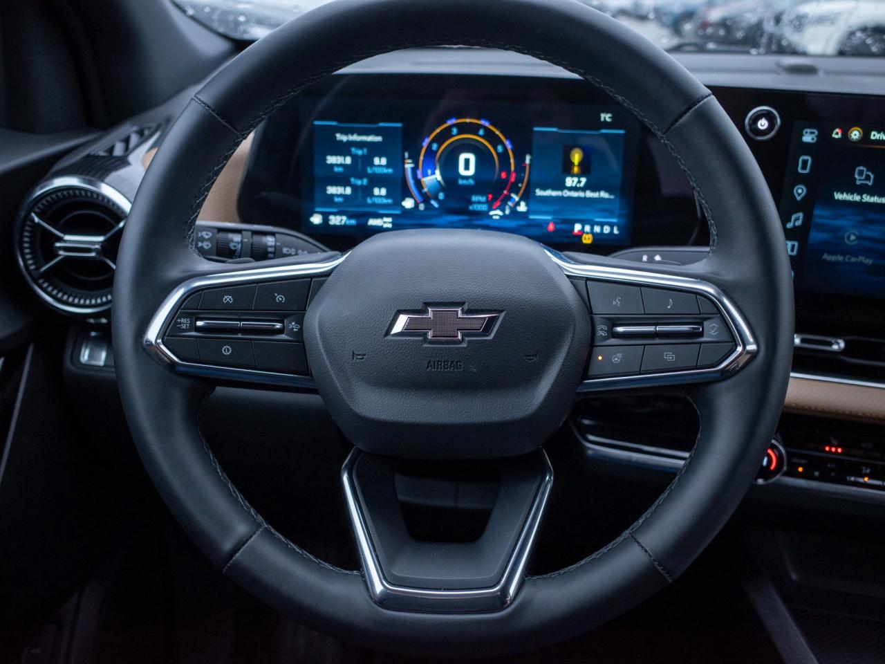 2025 Chevrolet Equinox AWD ACTIV - Power Liftgate Heated Front Seats Photo