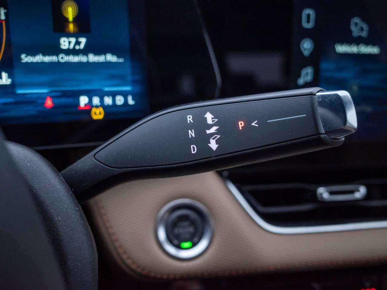 2025 Chevrolet Equinox AWD ACTIV - Power Liftgate Heated Front Seats Photo