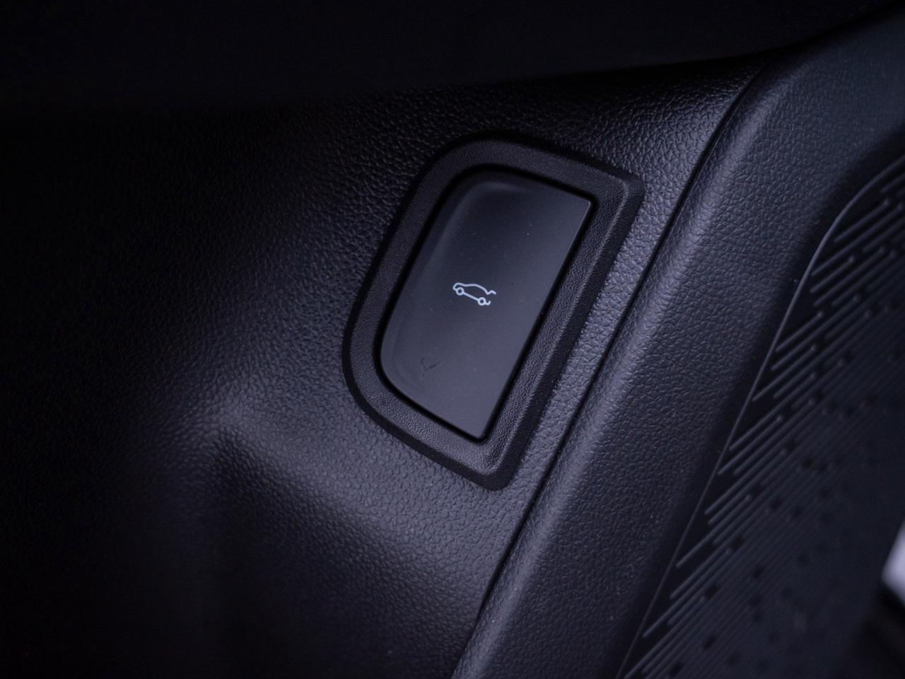 2025 Chevrolet Equinox AWD ACTIV - Power Liftgate   Heated Front Seats Photo