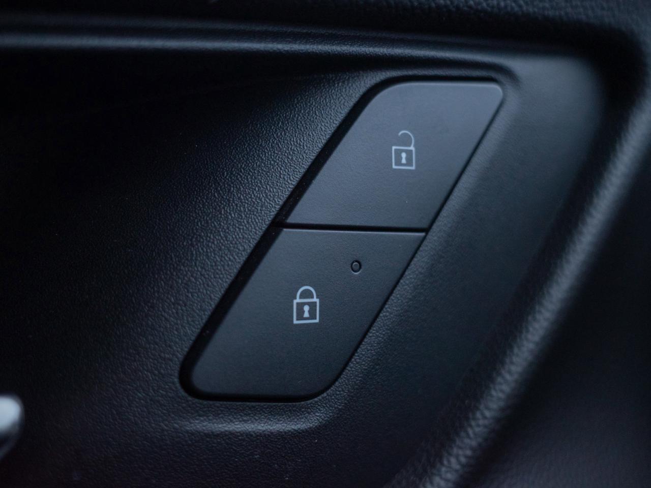 2025 Chevrolet Equinox AWD ACTIV - Power Liftgate   Heated Front Seats Photo