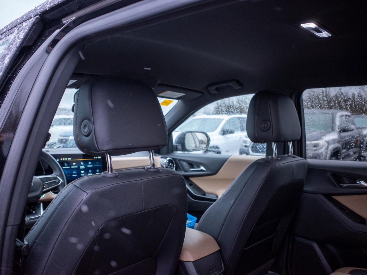 2025 Chevrolet Equinox AWD ACTIV - Power Liftgate Heated Front Seats Photo