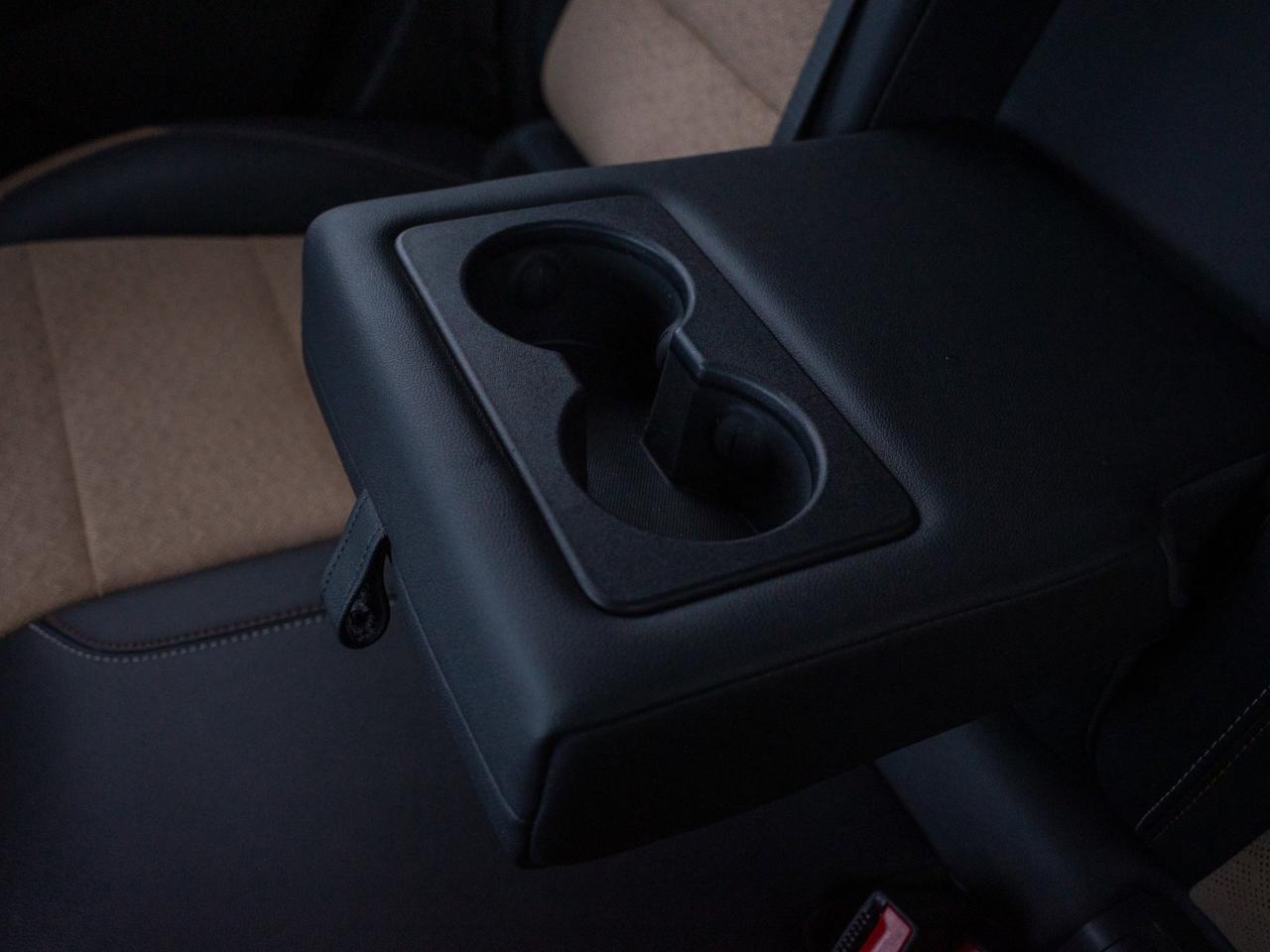 2025 Chevrolet Equinox AWD ACTIV - Power Liftgate Heated Front Seats Photo