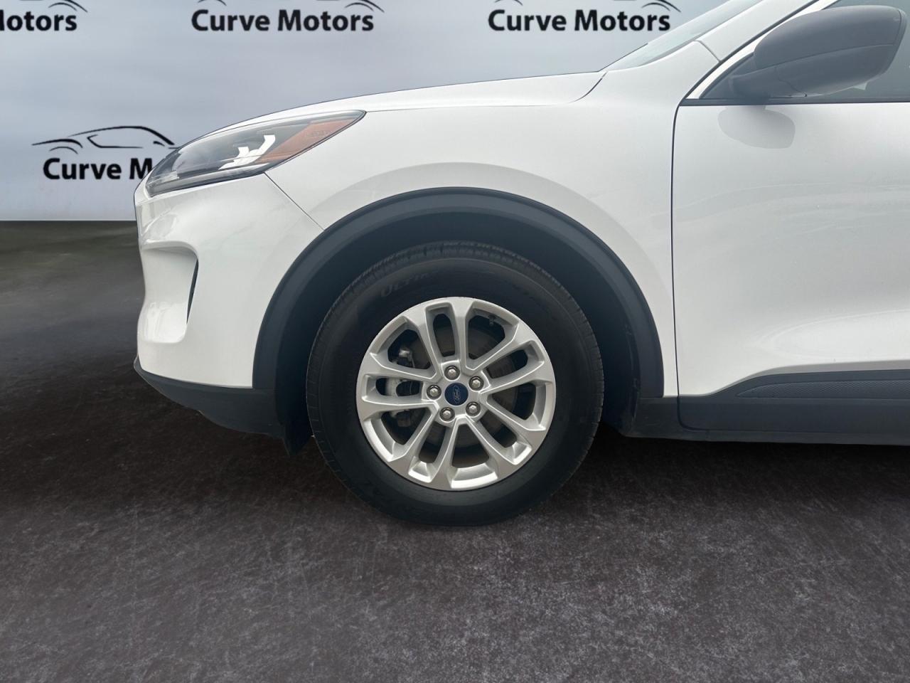 2022 Ford Escape SE Hybrid * CARPLAY / DRIVER ASSIST / CAMERA / LED Photo