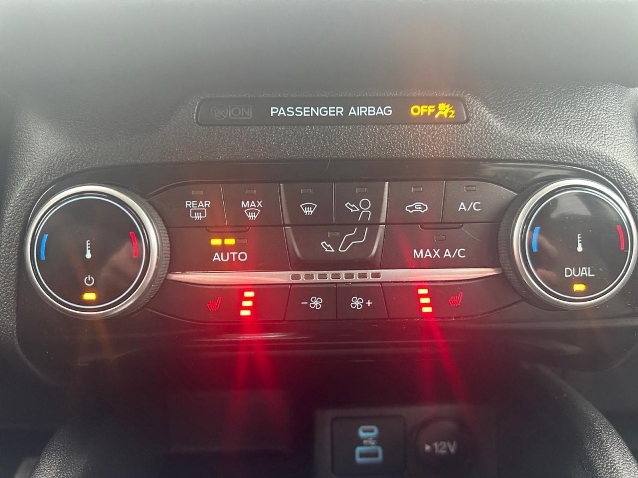 2022 Ford Escape SE Hybrid * CARPLAY / DRIVER ASSIST / CAMERA / LED Photo