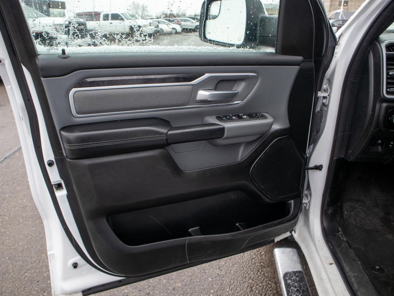 2023 RAM 1500 Big Horn - Power Folding Mirrors Photo
