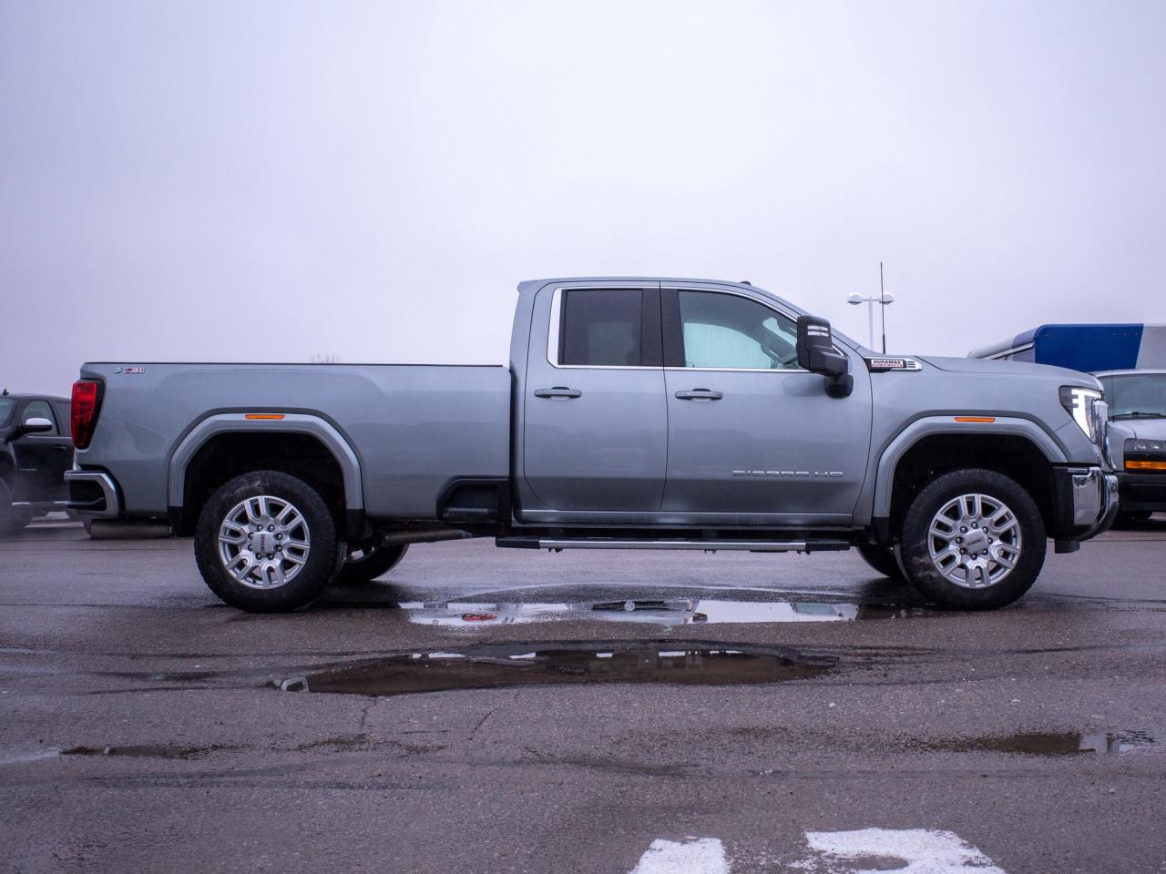 2024 GMC SIERRA 2500HD SLE - WiFi Hotspot   Heated Mirrors Photo