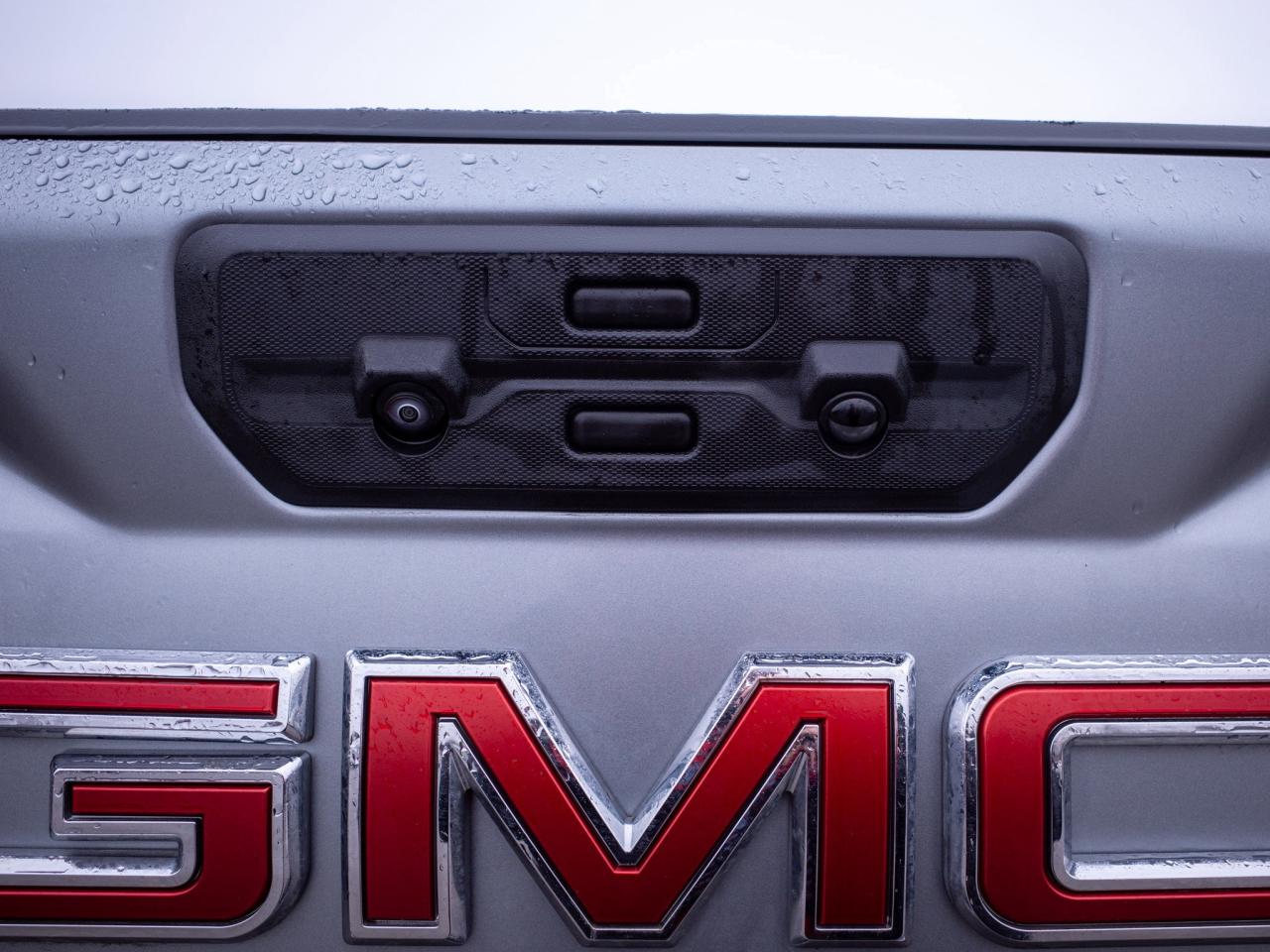 2024 GMC SIERRA 2500HD SLE - WiFi Hotspot   Heated Mirrors Photo