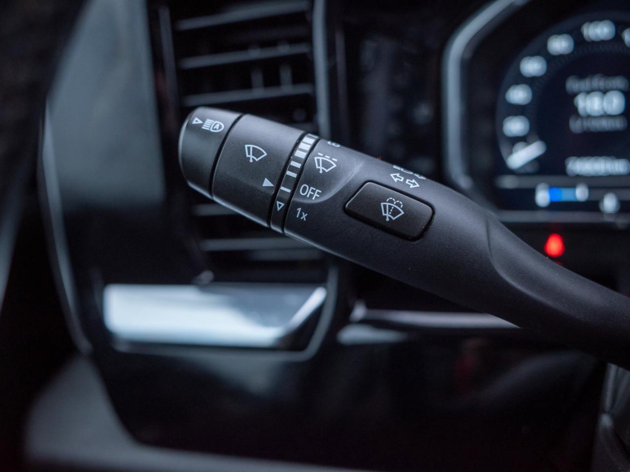 2024 GMC SIERRA 2500HD SLE - WiFi Hotspot   Heated Mirrors Photo