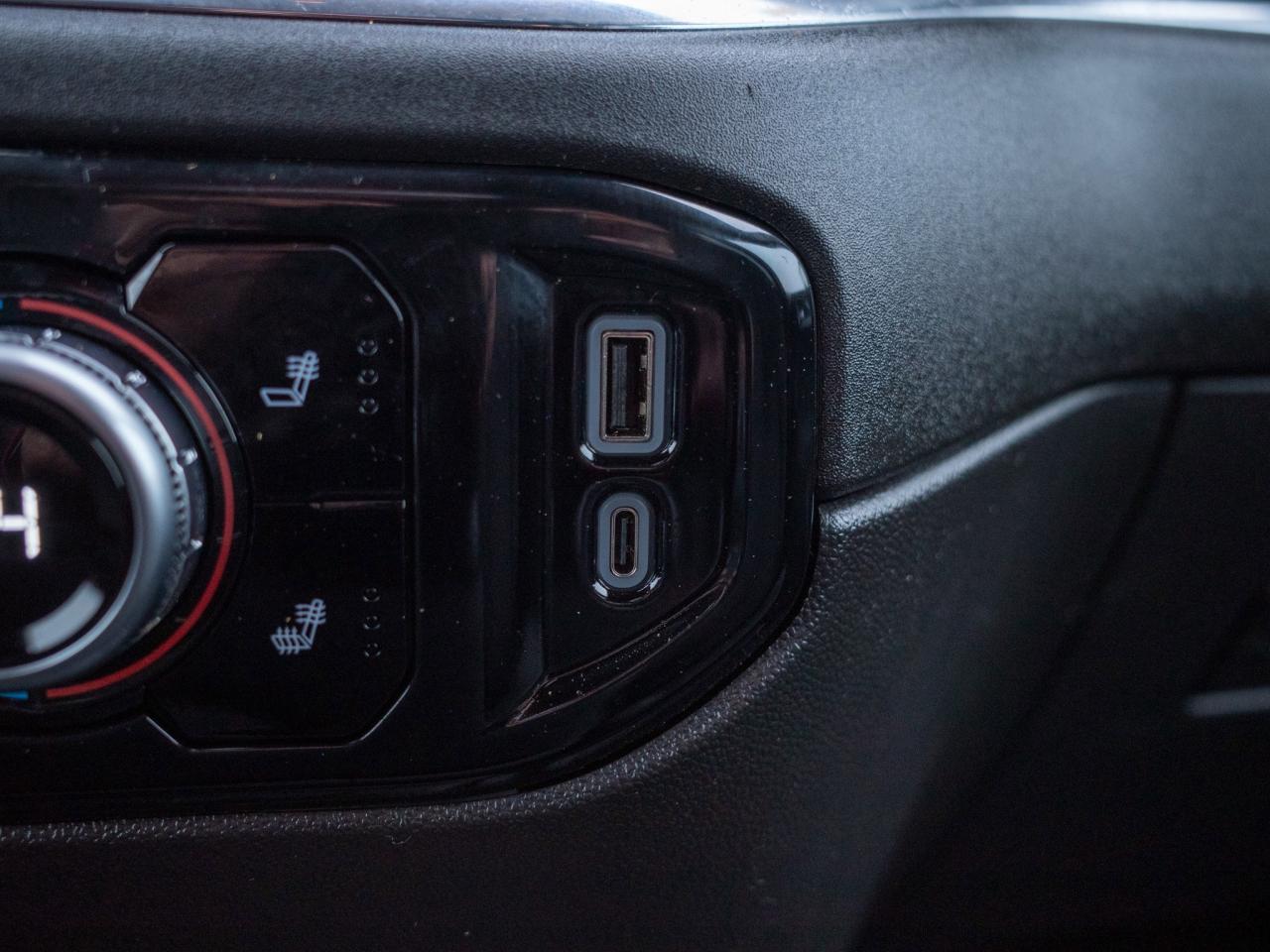 2024 GMC SIERRA 2500HD SLE - WiFi Hotspot   Heated Mirrors Photo