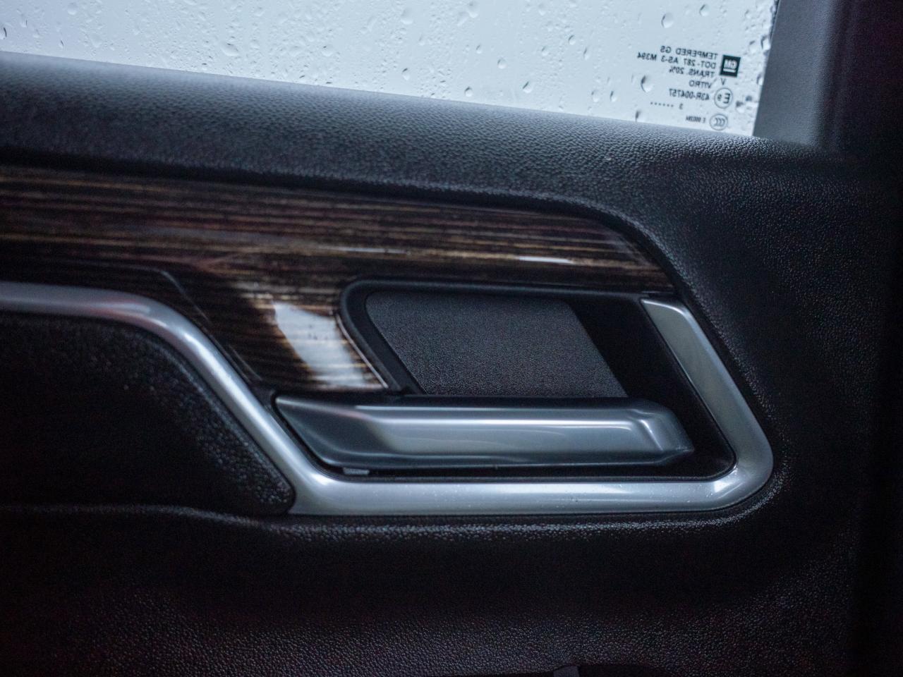 2024 GMC SIERRA 2500HD SLE - WiFi Hotspot   Heated Mirrors Photo