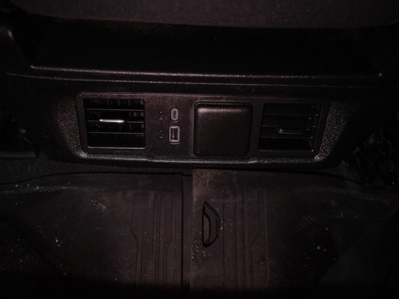 2024 GMC SIERRA 2500HD SLE - WiFi Hotspot   Heated Mirrors Photo