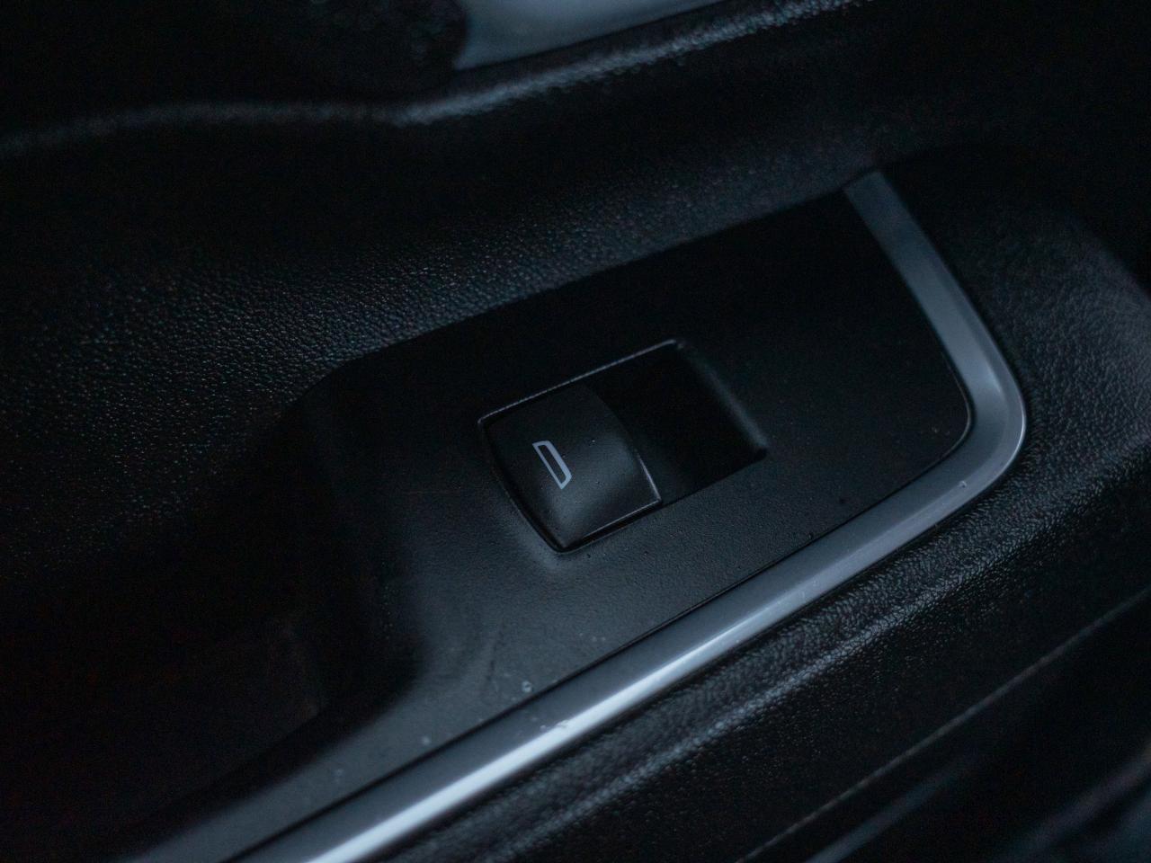 2024 GMC SIERRA 2500HD SLE - WiFi Hotspot   Heated Mirrors Photo