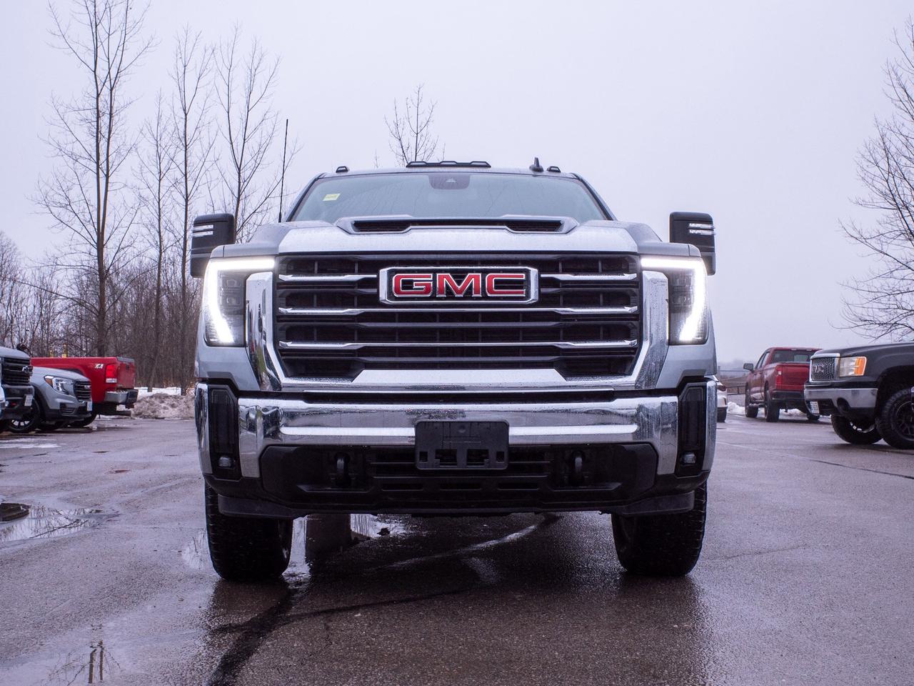 2024 GMC SIERRA 2500HD SLE - WiFi Hotspot   Heated Mirrors Photo