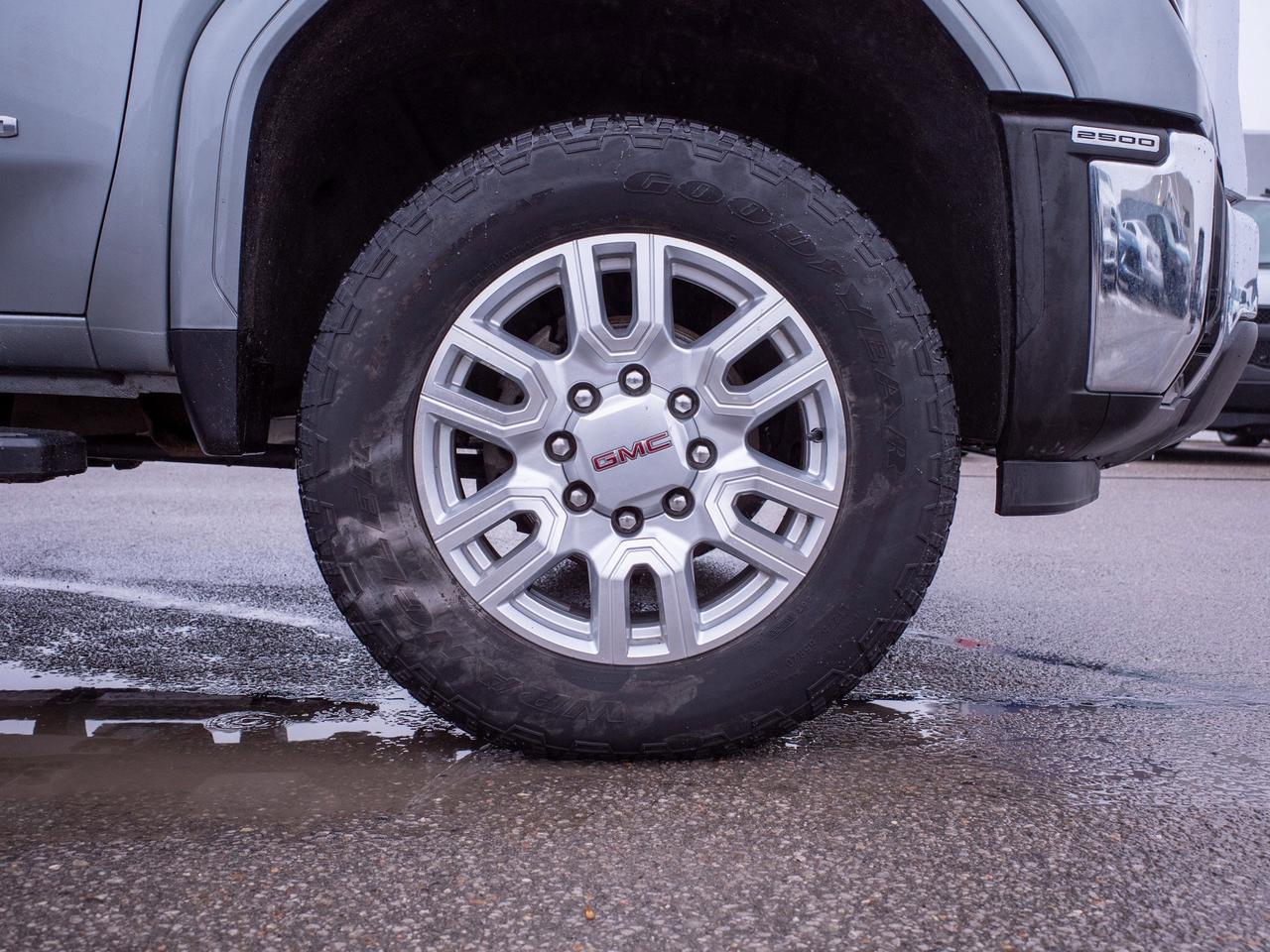 2024 GMC SIERRA 2500HD SLE - WiFi Hotspot   Heated Mirrors Photo