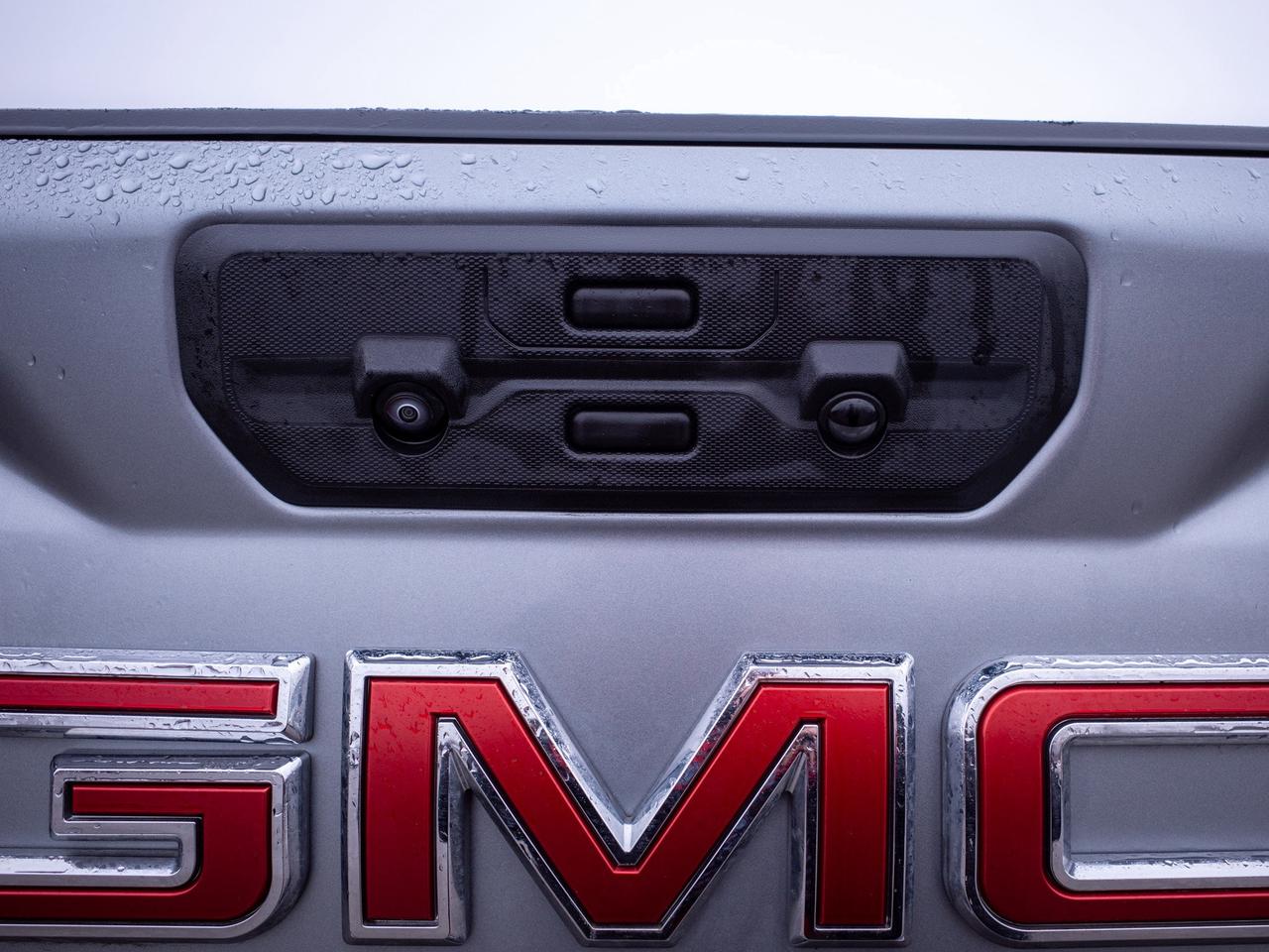 2024 GMC SIERRA 2500HD SLE - WiFi Hotspot   Heated Mirrors Photo