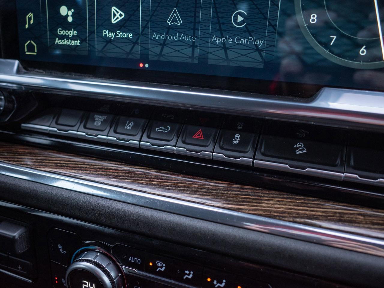 2024 GMC SIERRA 2500HD SLE - WiFi Hotspot   Heated Mirrors Photo