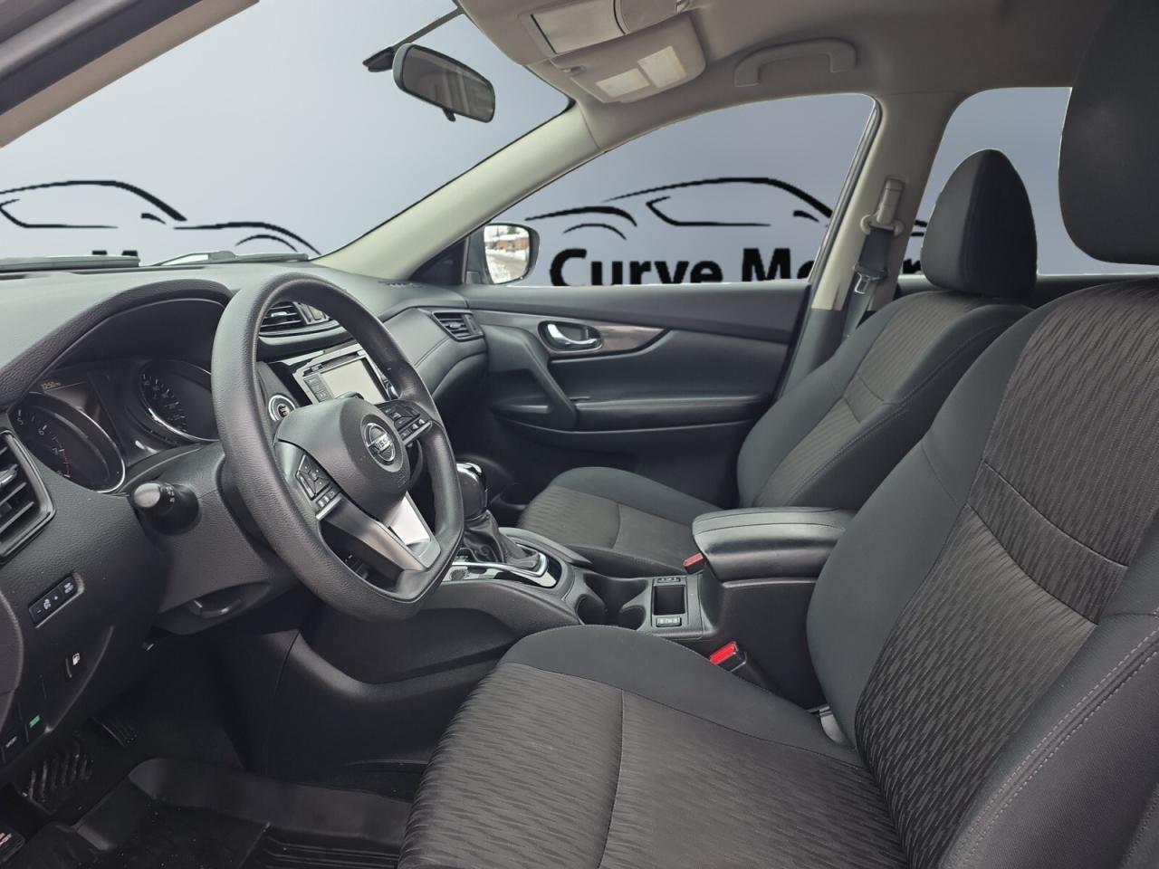 2018 Nissan Rogue SV AWD * CAMERA / BLIND SPOT ASSIST / HEATED SEATS Photo