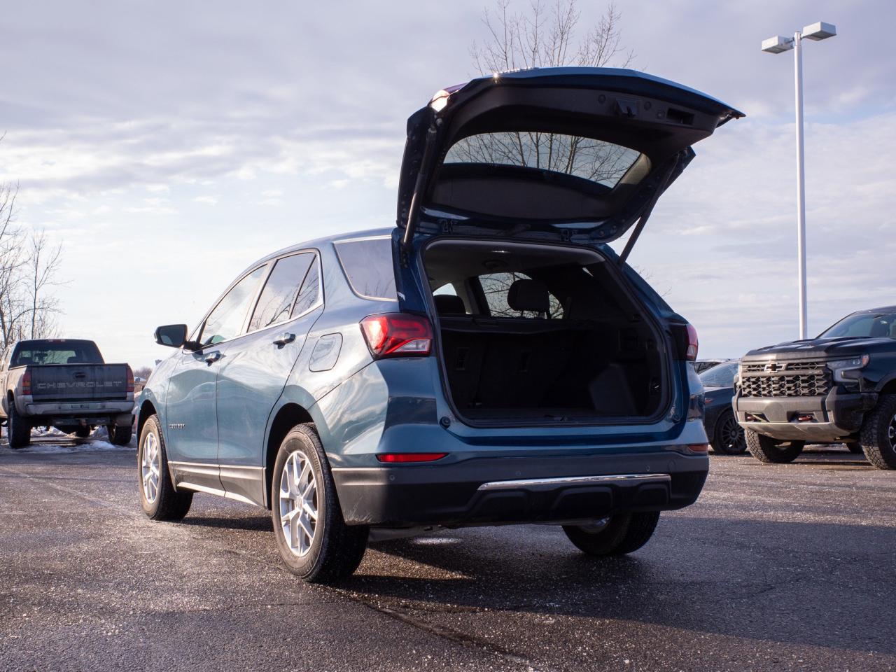 2024 Chevrolet Equinox LT - Rear Parking Aid Photo