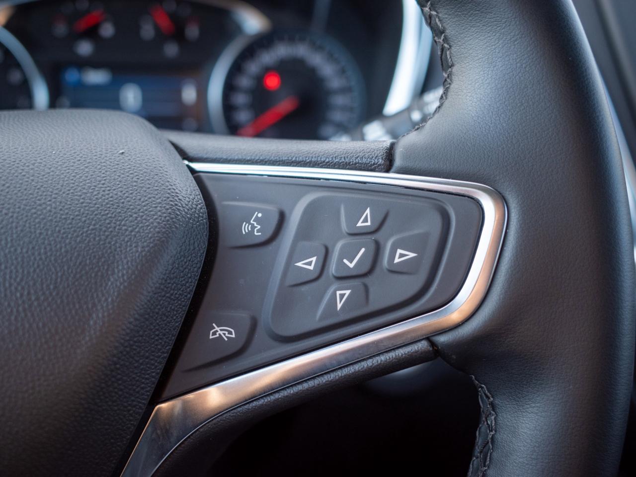 2024 Chevrolet Equinox LT - Rear Parking Aid Photo