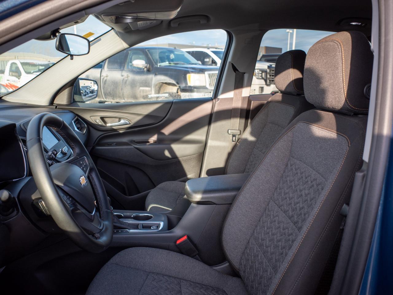 2024 Chevrolet Equinox LT - Rear Parking Aid Photo