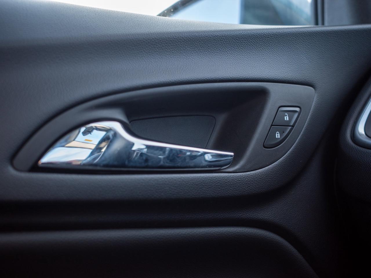 2024 Chevrolet Equinox LT - Rear Parking Aid Photo