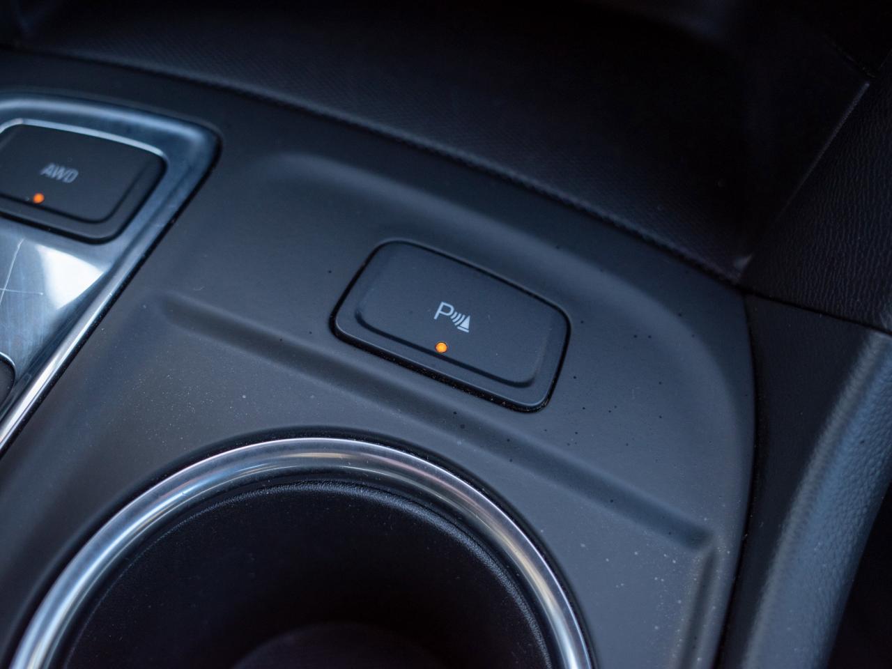 2024 Chevrolet Equinox LT - Rear Parking Aid Photo