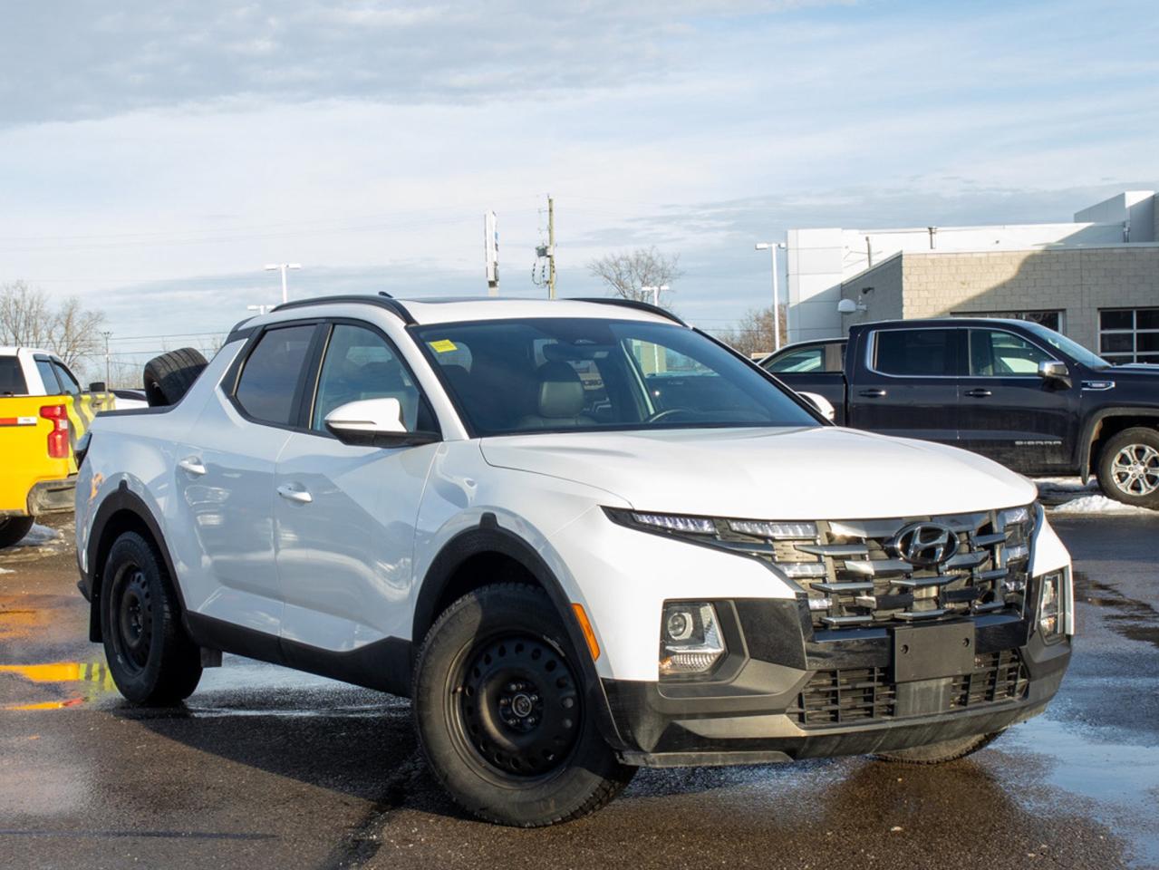 2024 Hyundai Santa Cruz Trend - Heated Steering, Adaptive Cruise Control Photo