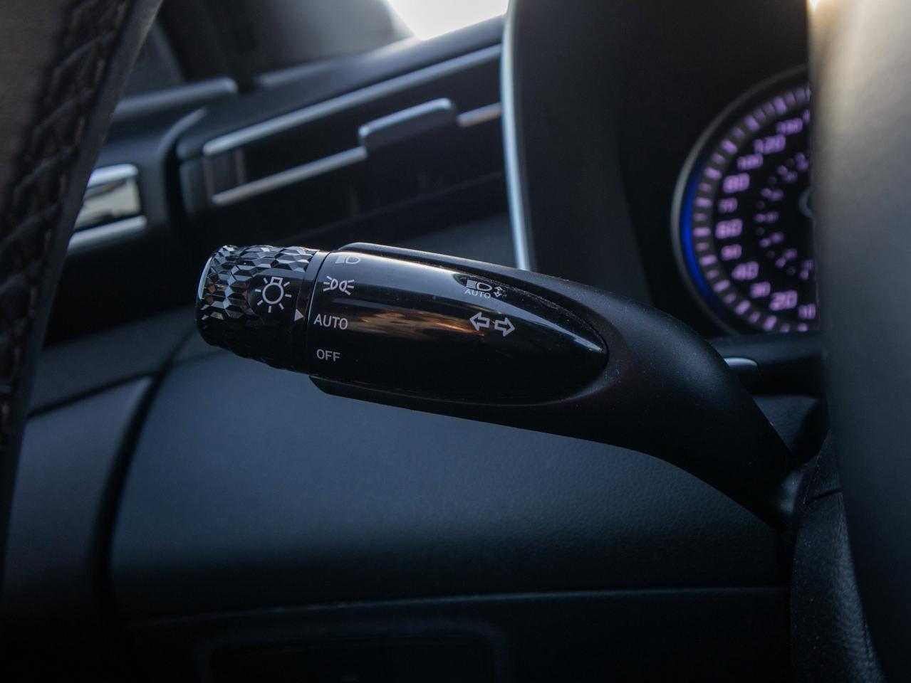 2024 Hyundai Santa Cruz Trend - Heated Steering, Adaptive Cruise Control Photo